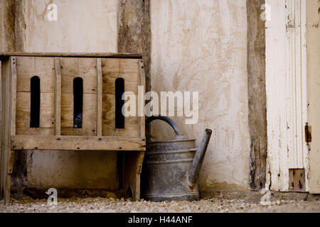 France, Bourgogne, Dijon, Saint-Seine-sur-Vingeanne, château, Château, cour du lièvre d'arrosoir Banque D'Images