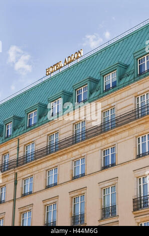Allemagne, Berlin, Berlin, au milieu de l'espace de Paris, l'hôtel Adlon Kempinski, façade, détail, Banque D'Images