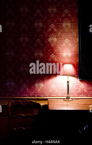 Table, Lampe, coin lecture, Banque D'Images