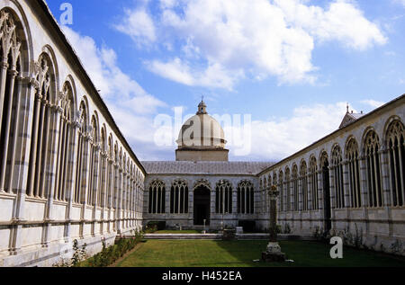 Italie, Toscane, Pise, Camposanto, cour intérieure, Banque D'Images