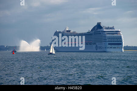 Allemagne, Schleswig - Holstein, Kiel, bateau de croisière, Banque D'Images