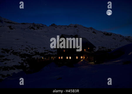 Taler Long corner hut, Ötztal, Tyrol, Autriche, hiver, nuit, pleine lune, Banque D'Images