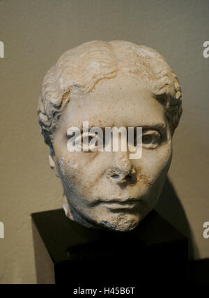 Portrait féminin tête. 4ème ANNONCE de siècle. En. De la région de Naples. Musée d'antiquités orientales et méditerranéennes. Stockholm. La Suède. Banque D'Images