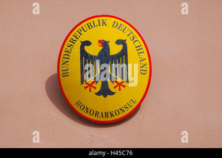 Autriche, Tyrol, Innsbruck, signer, manteau des bras, la République fédérale, l'Allemagne, l'icône, l'aigle, en allemand, d'un bureau de représentation, les frais de bureau de représentation, consul, consulat, le droit international, l'espace de copie, Banque D'Images