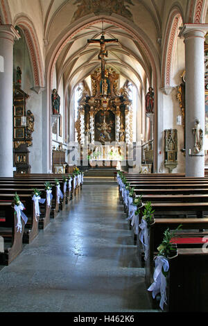 Allemagne, Bavière, Eibelstadt, église paroissiale, navire principal, personne, église, navire principal, de l'intérieur tourné, gothique, style architectural, en 1480-1525, en 1621-1625, la reconstruction, la culture, l'autel, à pied, en style roman, gothique, l'intérieur tourné, religion, foi, Cath Banque D'Images