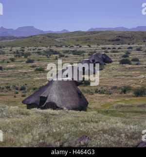 La Namibie, Damaraland, Doro Nawas, camp, paillote, Afrique, paysages, camp, holiday, usine, vacation, tourism, personne, hutte, toit de paille, destination, Banque D'Images