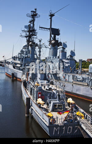 Allemagne, Wilhelmshaven, destroyer lance-missiles Mölders, Weilheim, bateau de recherche de mines musée naval allemand sur la plage du sud, Wilhelmshaven Banque D'Images