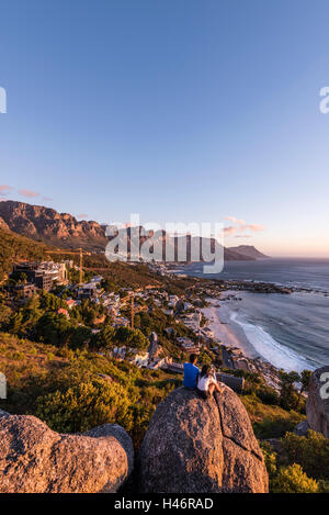 Le coucher du soleil, plage de Clifton, Bantry Bay, Cape Town, Western Cape, Afrique du Sud, l'Afrique Banque D'Images