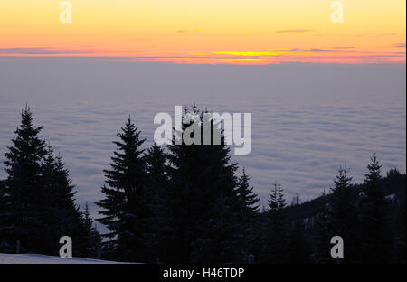 Le lever du soleil, paysages d'hiver, Gaberl, Styrie, Autriche, Banque D'Images