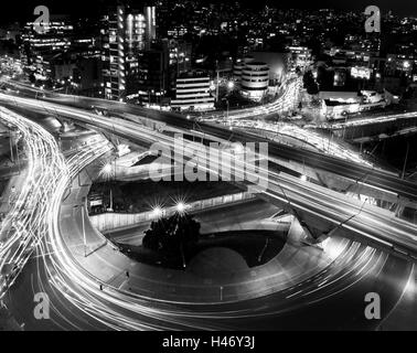 Bogota nocturna ville nuit circulation longue exposition Banque D'Images