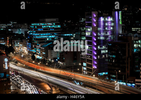 Bogota nocturna ville mouvement nuit Banque D'Images