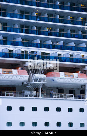 Les plats-bords, bateau de croisière, bateaux de sauvetage, Banque D'Images