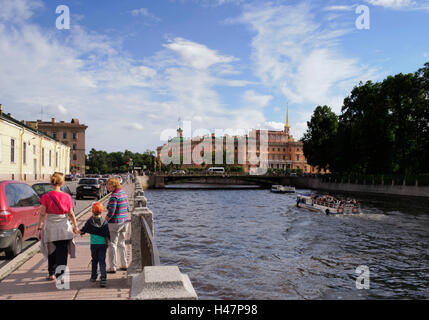 La Fontanka River Embankment, Saint Petersburg, Russie Banque D'Images