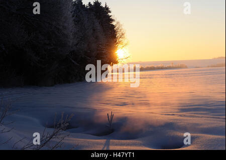 Le lever du soleil, paysages d'hiver, Haut-Palatinat, en Bavière, Allemagne, Banque D'Images