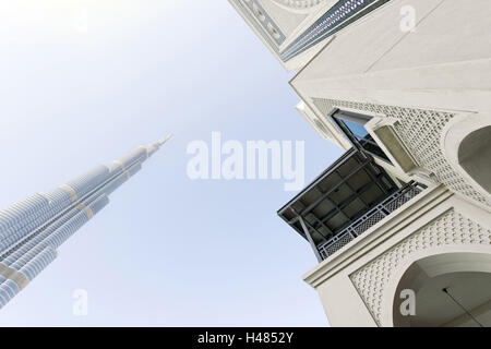 Burj Khalifa et Souk Al Bahar, Downtown Dubai, Dubaï, Émirats arabes unis, au Moyen-Orient Banque D'Images