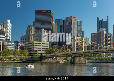 La rivière Allegheny de PITTSBURGH DOWNTOWN SKYLINE NEW YORK USA Banque D'Images