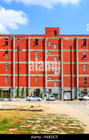 Ancien bâtiment industriel off Manchester Street dans le Distillery District de Lexington KY Banque D'Images