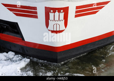 Longboat dans le port de Hambourg avec blason, banquises, congelé, port de Hambourg, ville hanséatique de Hambourg, Allemagne, Banque D'Images