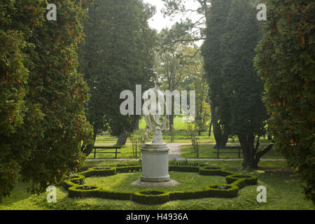 L'Autriche, Vienne, Hermes-Statue dans le parc la Hermesvilla dans le zoo Lainzer, Banque D'Images