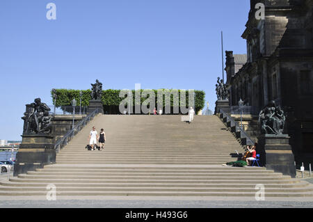 L'escalier menant à l'aller à Brühlschen Terrasse, Dresde, Saxe, Allemagne, Banque D'Images