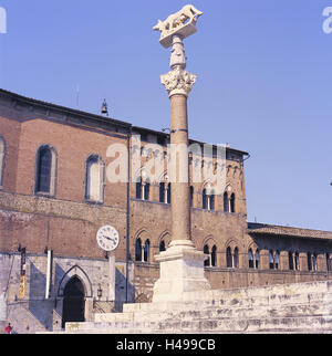 Italie, Toscane, Sienne, musée, tu l'ospedale Santa Maria della Scala, pilier, l'Europe, destination, ville, lieu d'intérêts, de la culture, UNESCO-Patrimoine culturel, Architecture, bâtiment, structure, monument, escaliers, horloge, à l'extérieur, déserte, Banque D'Images