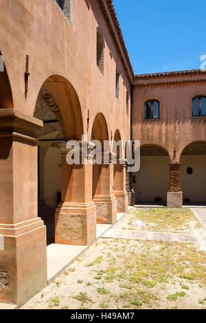 Le couvent de St.Agostiniano dans le village de Forza d'Agro sur l'île de la Sicile, en Italie. Banque D'Images
