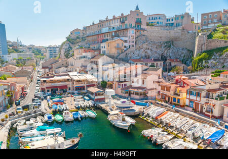 Vallon des Auffes est un petit village de pêcheurs à l'intérieur de la ville de Marseille, France Banque D'Images