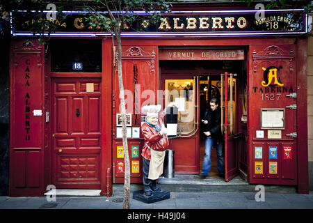 Restaurant dans le quartier Barrio de las Letras, Madrid, Espagne, Banque D'Images