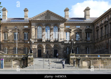 Le Custom House Belfast construit par Charles Lanyon Banque D'Images