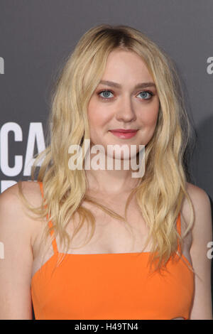 Octobre 2016. 13 octobre 2016. Beverly Hills, Californie - Dakota Fanning. ''American Pastoral'' projection spéciale Los Angeles au Samuel Goldwyn Theater de l'Académie. Crédit photo : PMA/AdMedia crédit : PMA/AdMedia/Alamy Live News Banque D'Images