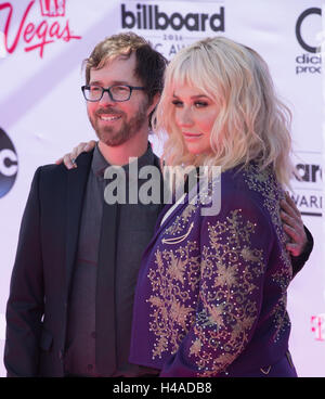 Ben Folds et Kesha assister aux Billboard Music Awards 2016 à T-Mobile Arena le 22 mai 2016 à Las Vegas, Nevada, USA Banque D'Images