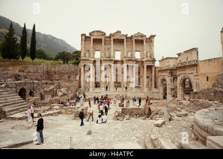 La Turquie, Ephesos, antiquité, ruine, les touristes Banque D'Images