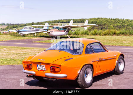 Michelstadt, Hesse, Allemagne, Renault Alpine A110 1300 S, orange, construit en 1969, de 105 ch, cylindrée 1296ccm avec moteur Gordini Banque D'Images