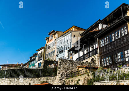 Village de Llanes, Asturias, Espagne Banque D'Images