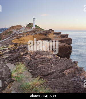 Château Point Lighthouse, grès, Wellington, Île du Nord, Nouvelle-Zélande Banque D'Images