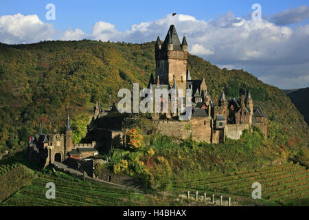 Journée d'automne au château impérial, près de Cochem sur la Moselle, Banque D'Images