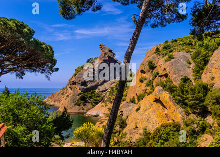 France, Provence, Bouches-du-Rhône, Provence, La Ciotat, calanque de Figuerolles, rocher du Capucin Banque D'Images