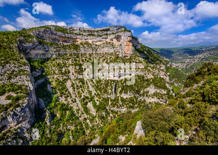 France, Provence, Vaucluse, Monieux, Gorges de la Nesque, point de vue Rocher du Cire Banque D'Images