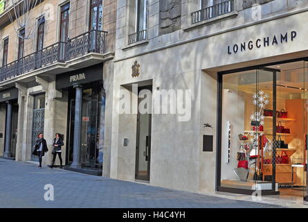 Barcelone, Espagne - 8 décembre : Longchamp flagship store dans la rue de Barcelone le 8 décembre 2014. Banque D'Images