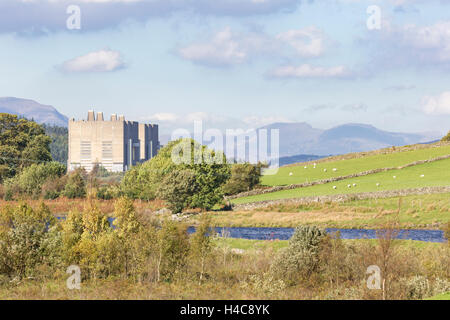 La centrale nucléaire de Trawsfynydd déclassés, Parc National de Snowdonia, Gwynedd, Pays de Galles. Banque D'Images