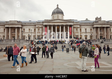 Grande Bretagne, Londres, l'espace, l'architecture, musée, piliers, les touristes, Banque D'Images