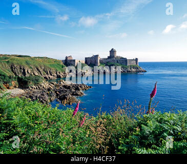 Fort-la-Latte, château, cité médiévale, bay Anse des Sevignes, Bretagne, 14ème siècle, en granit rose, paysages fantastiques, beaucoup de films Banque D'Images