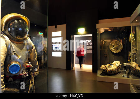 La nouvelle section astronomie du Museo Nazionale Scienza e Tecnologia Leonardo da Vinci à Milan Banque D'Images