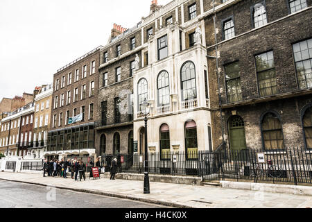 Lincoln's Inn Fields à vers Sir John Soane museum Banque D'Images