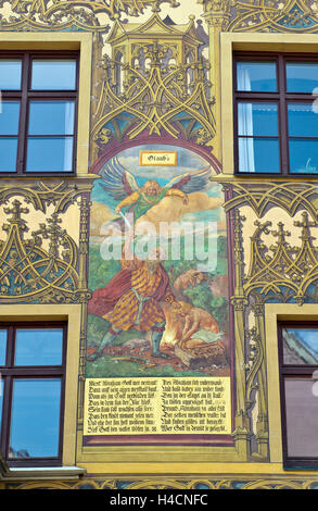 Allemagne, Bade-Wurtemberg, Ulm / Danube, l'hôtel de ville historique, est présenté au titre de l'objet de la foi l'histoire biblique par Abraham et Isaak dans d'une entaille du plus grand cycle de façade 16. 100., Banque D'Images