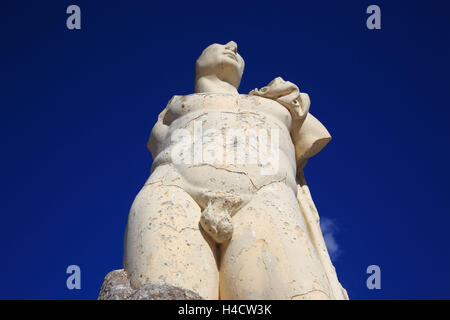 Espagne, Andalousie, province de Séville, à Santiponce, site de fouilles archéologiques Italica, sculpture héroïque l'empereur Trajan Banque D'Images