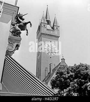 Der Stadtturm auf dem im Herzen von 91564 Straubing, Deutschland 1930 er Jahre. La tour Stadtturm Straubing en plein cœur de la ville de Straubing, Allemagne 1930. Banque D'Images