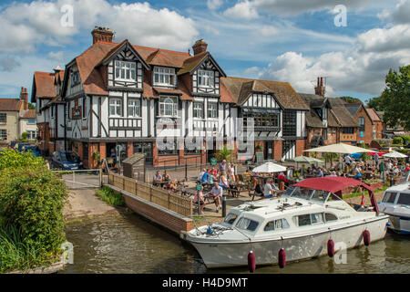 The Swan Inn, Horning, Norfolk, Angleterre Banque D'Images