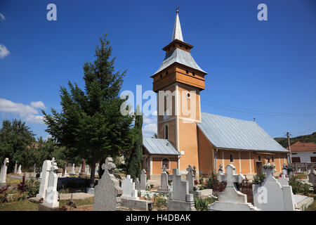 Église Saint Nicola et le cimetière d'Geoagui dans le cercle Hunedoara, Transylvanie, Roumanie Banque D'Images