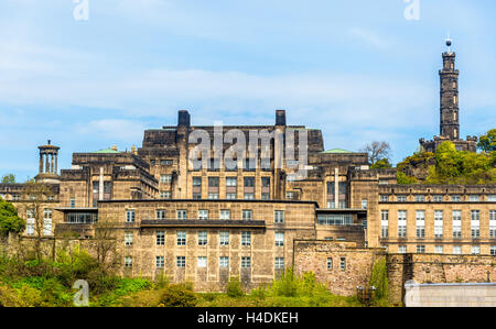 Vue de Saint Andrew's House sur Calton Hill à Édimbourg Banque D'Images